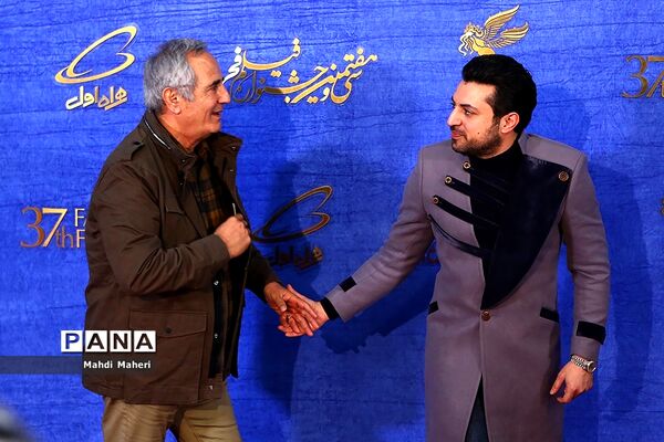 در حاشیه دومین روز سی و هفتمین جشنواره فیلم فجر