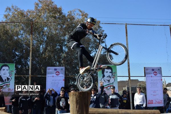 برگزاری مسابقات دوچرخه‌سواری در بیرجند