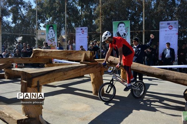 برگزاری مسابقات دوچرخه‌سواری در بیرجند