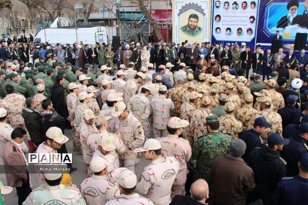 بزرگداشت چهلمین سالگرد ورود تاریخی امام خمینی (ره)