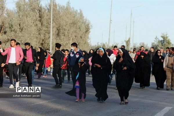 برگزاری همایش بزرگ پیاده‌روی خانوادگی در شهرستان زهک