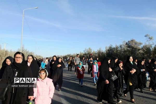 برگزاری همایش بزرگ پیاده‌روی خانوادگی در شهرستان زهک