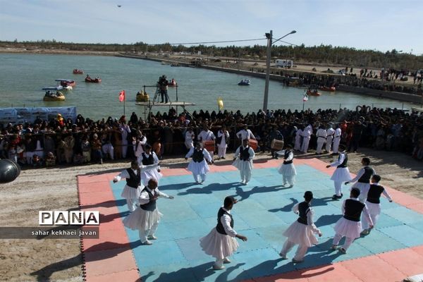 برگزاری همایش بزرگ پیاده‌روی خانوادگی در شهرستان زهک