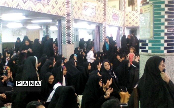 برگزاری دعای ندبه دبستان سیدالشهدا در امامزاده جعفر