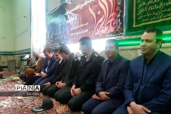 گلباران تمثال امام خمینی (ره) در آذرشهر