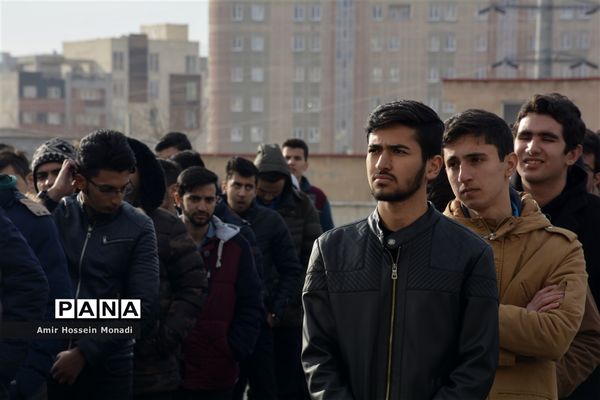 مراسم زنگ انقلاب در مدرسه شهید رضایی ناحیه یک تبریز