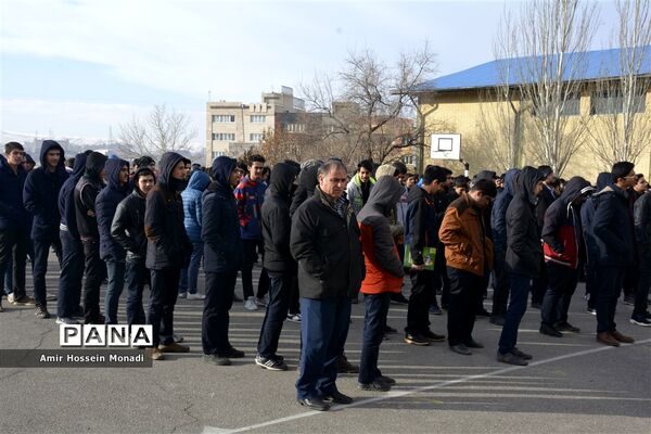مراسم زنگ انقلاب در مدرسه شهید رضایی ناحیه یک تبریز
