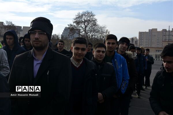 مراسم زنگ انقلاب در مدرسه شهید رضایی ناحیه یک تبریز