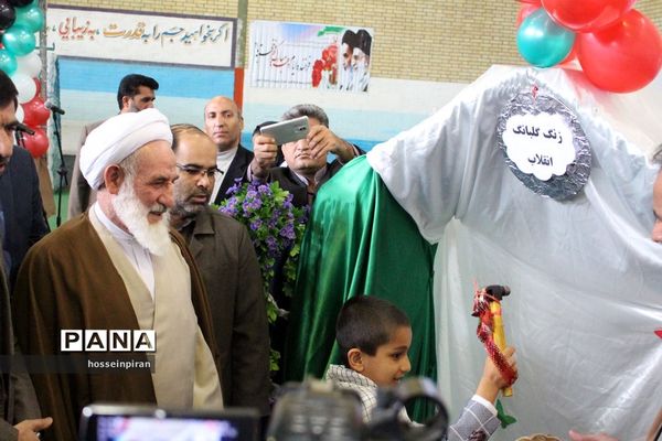 مراسم گلبانگ انقلاب در ناحیه 2 زاهدان