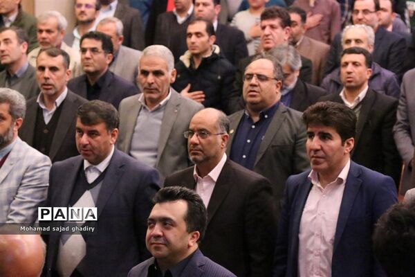 نواختن چهلمین زنگ انقلاب در مدارس شهر تهران با حضور سید محمد بطحایی