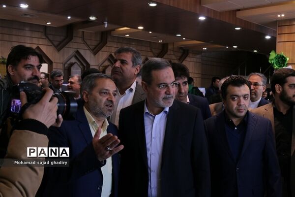 نواختن چهلمین زنگ انقلاب در مدارس شهر تهران با حضور سید محمد بطحایی