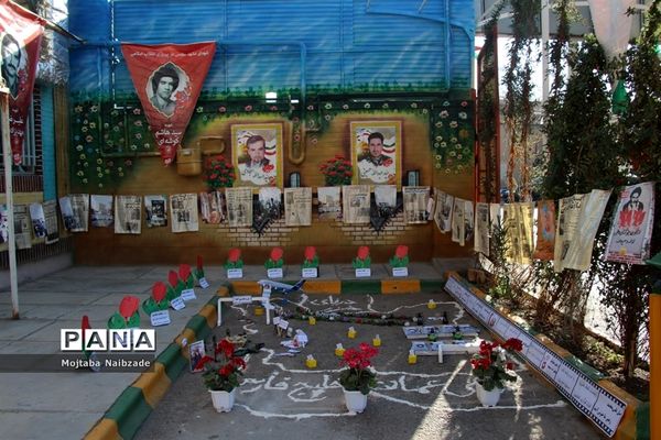 آیین نواختن زنگ انقلاب اسلامی در ناحیه 5 مشهد