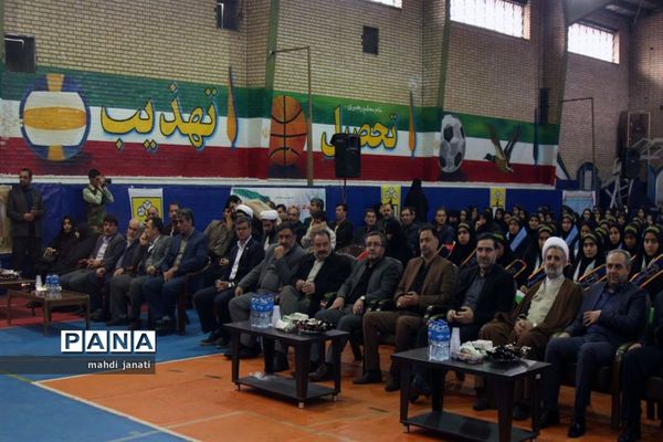 نواختن زنگ انقلاب در قم