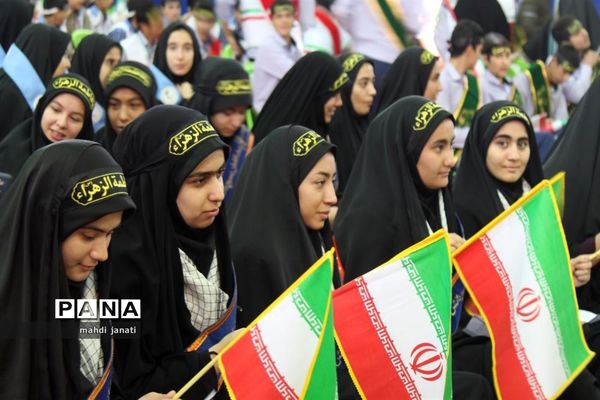 نواختن زنگ انقلاب در قم