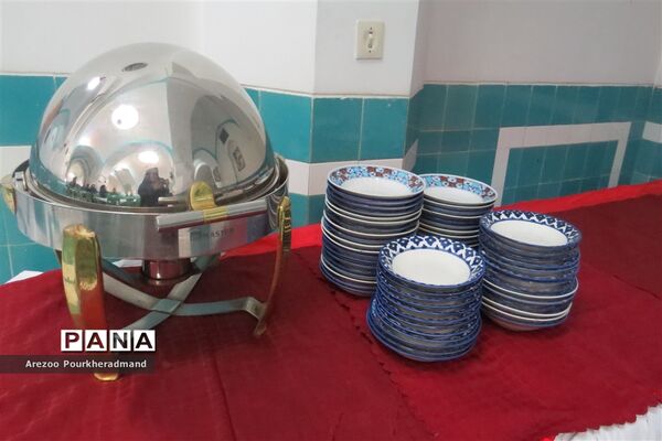 بازدید دانش‌آموزان دبیرستان فرزانگان دوره اول از مجموعه خان یزد