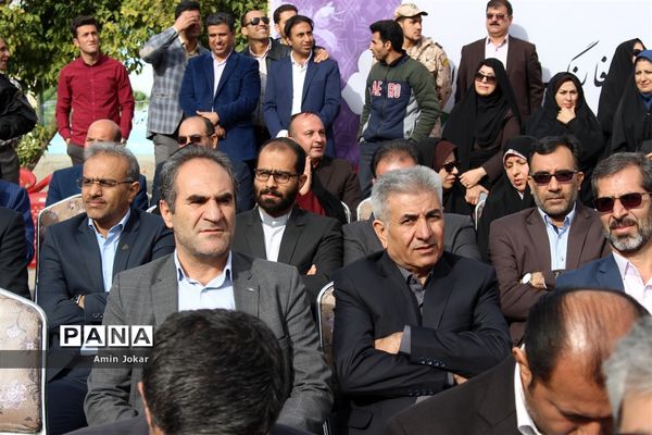 آیین نواختن زنگ انقلاب در مدارس استان فارس