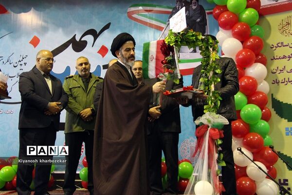 آیین نواختن زنگ انقلاب در مدرسه شهید ساکو مجنونیانس ارومیه
