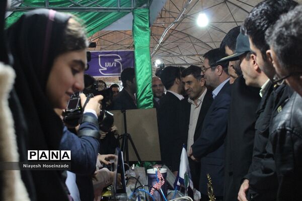 افتتاح نمایشگاه دستاورد‌های چهل‌ساله انقلاب اسلامی