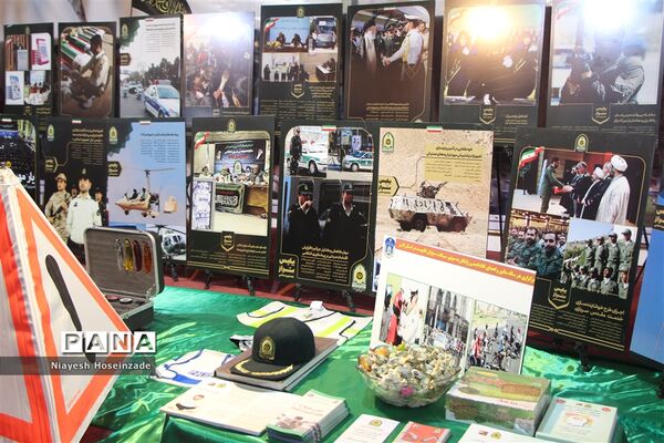 افتتاح نمایشگاه دستاورد‌های چهل‌ساله انقلاب اسلامی