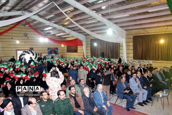 زنگ انقلاب در مدارس استان همدان