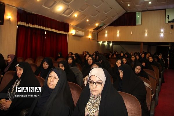 برگزاری همایش راسخون در کانون سمیه شهرری