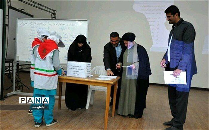 برگزاری  شوراهای دانش آموزی دانش آموزی شهرستان شادگان