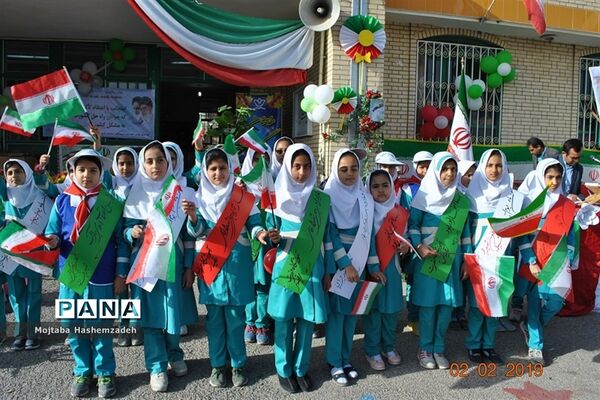 جشن انقلاب در شیب‌کوه استان فارس