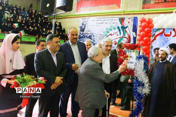 زنگ انقلاب در سالن انقلاب شهرستان سمنان