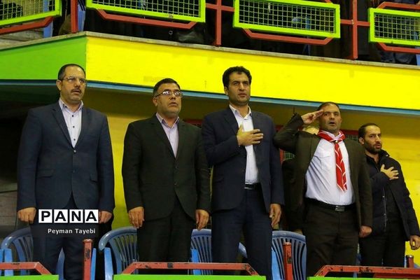 زنگ انقلاب در سالن انقلاب شهرستان سمنان