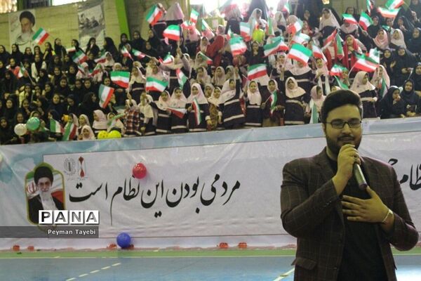 زنگ انقلاب در سالن انقلاب شهرستان سمنان