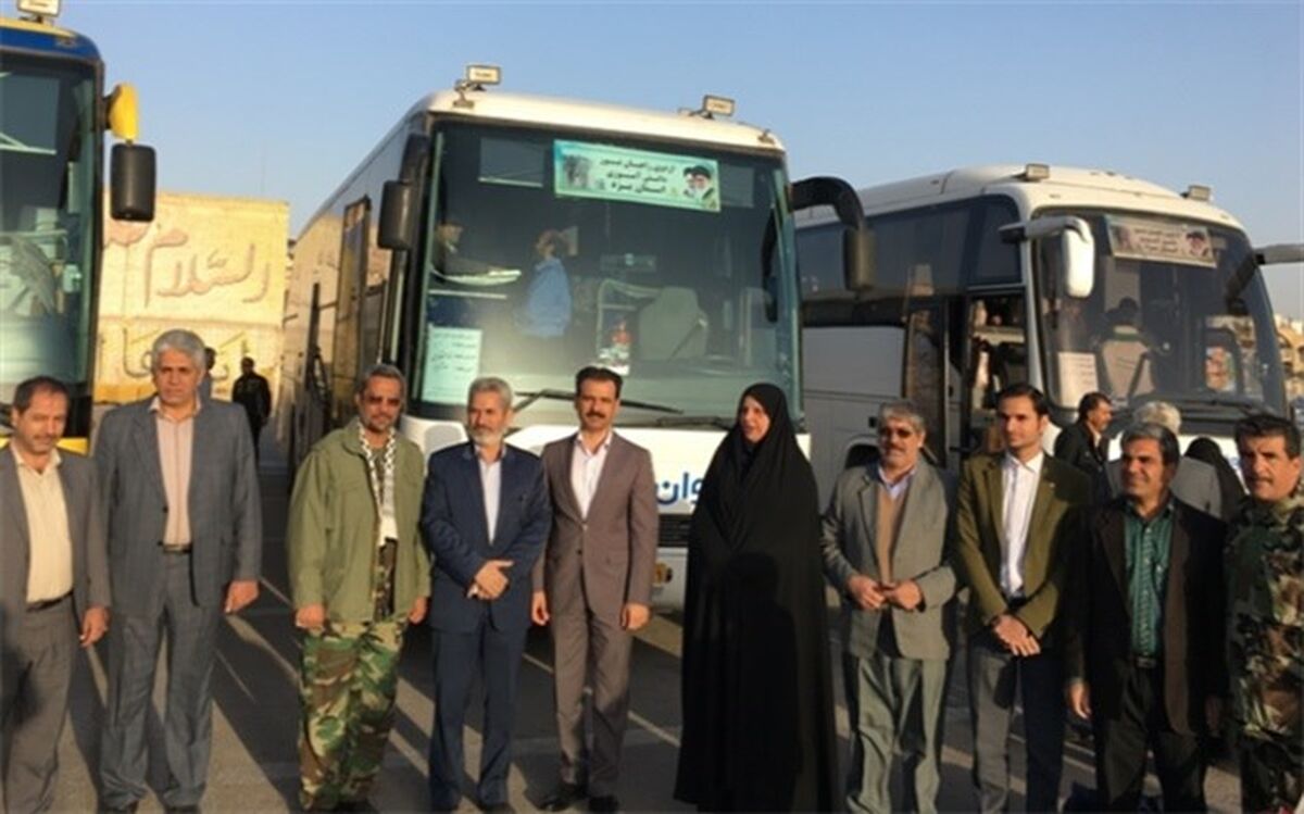 اعزام دانش آموزان متوسطه ناحیه یک  یزدبه مناطق عملیاتی جنوب
