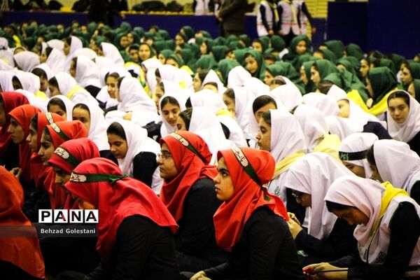 همایش یاوران انقلاب در ارومیه