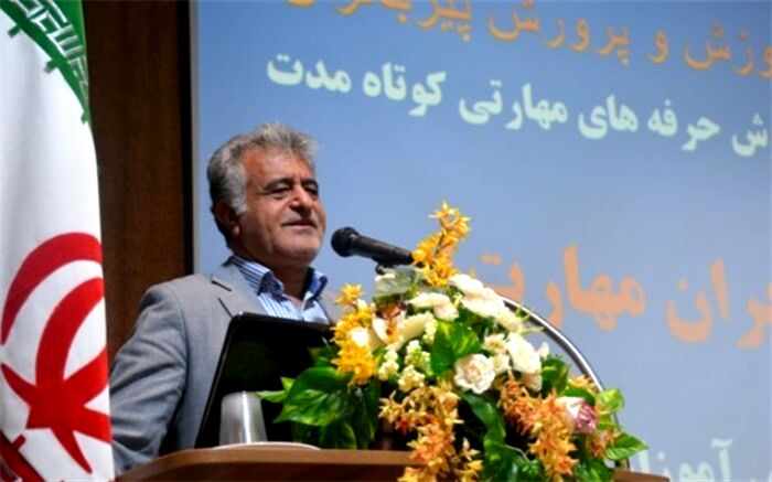 رئیس آموزش و پرورش پیربکران:هدایت تحصیلی را به دخالت تحصیلی تبدیل نکنید