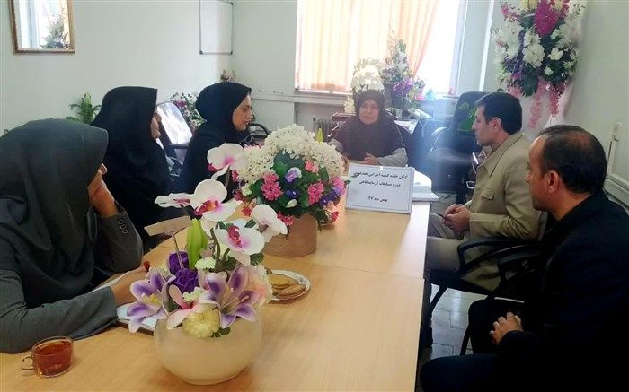 مسابقات آزمایشگاهی توانمندی های علمی و عملی دانش آموزان را ارتقاء می دهد