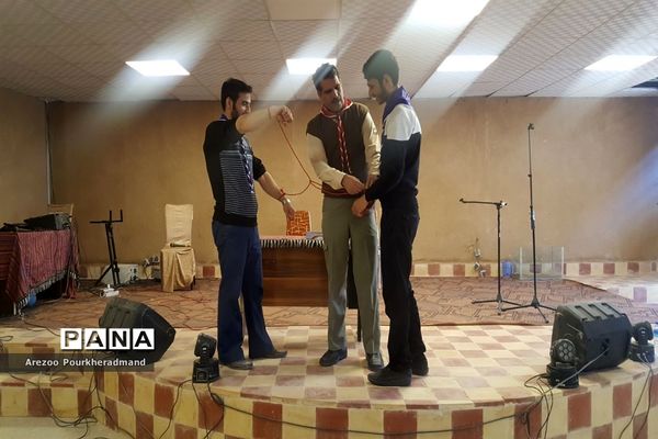 کارگاه آموزشی مربیان پیشتاز ناحیه یک یزد در کمپ کویرنوردی