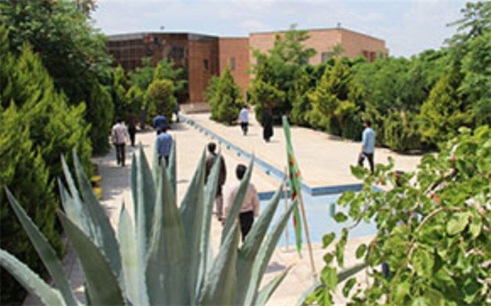 جذب دانشجو بر اساس سوابق تحصیلی در مقطع کارشناسی در دانشگاه ادیان و مذاهب