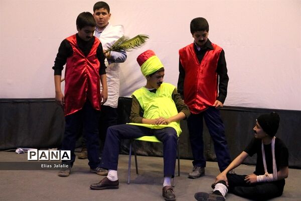 آغاز جشنواره مسابقات فرهنگی هنری دانش‌آموزی ناحیه 7 مشهد در سینما سیمرغ