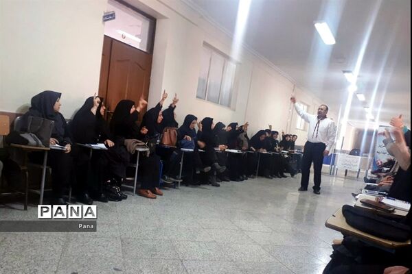 دوره آموزشی و توانمندسازی مربیان پیشتاز مرند