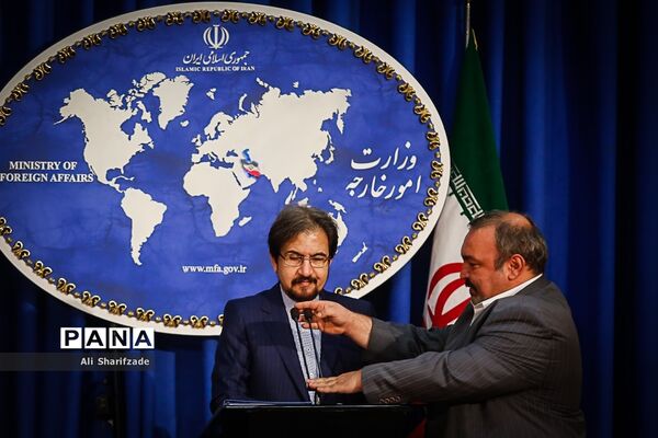 نشست سخنگوی وزارت امور خارجه