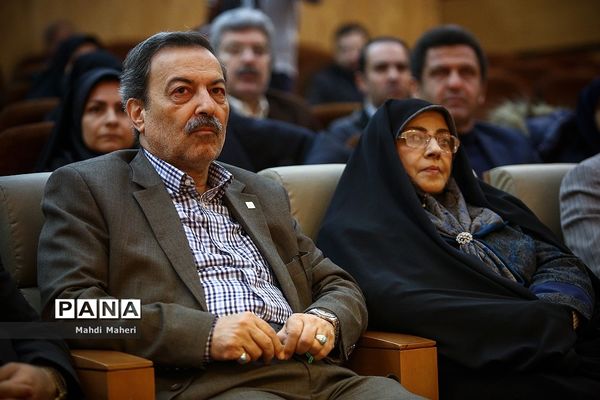 نخستین جشنواره دانش‌آموزی دوستداران آرشیو ملی ایران