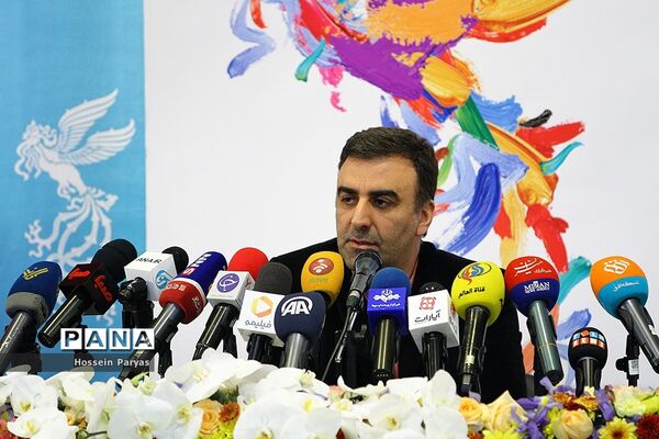 نشست خبری سی و هفتمین جشنواره فیلم فجر