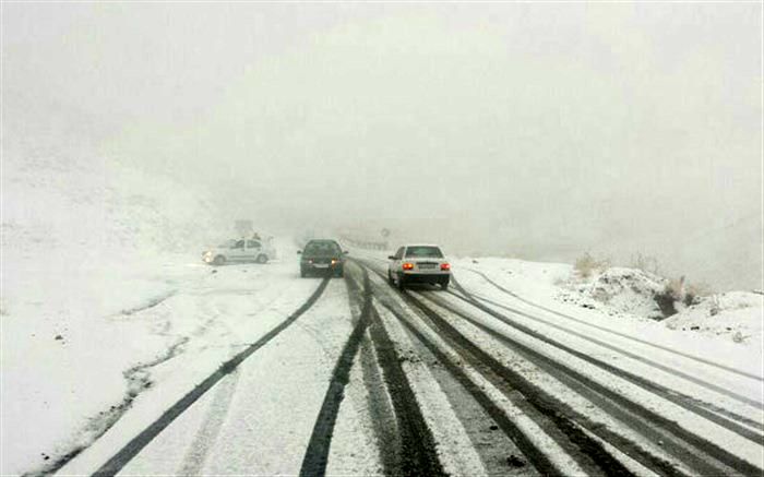 محور تکاب - ایرانخواه مسدود شد