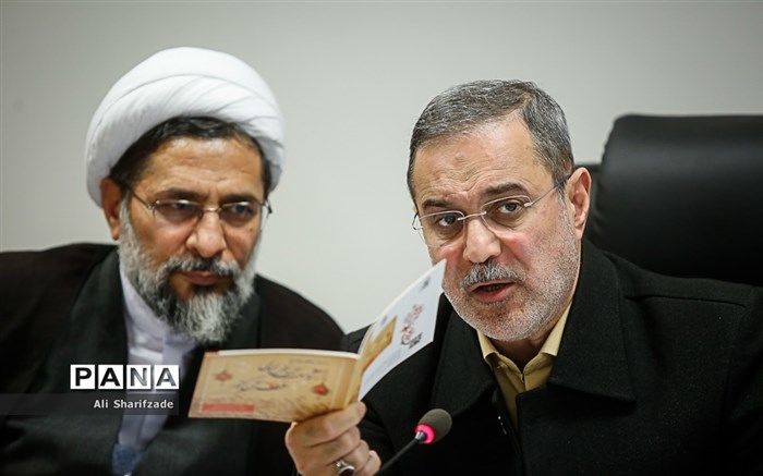 بطحایی مطرح کرد: اصل ماجرای فعالیت قرآنی این است که  دانش‌آموزان باید  بتوانند با کمترین غلط قرآن بخوانند