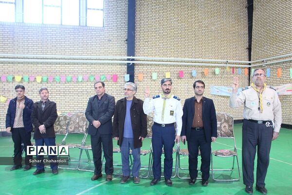 مراسم تحلیف دستمال گردن با حضور رئیس سازمان دانش‌آموزی استان همدان
