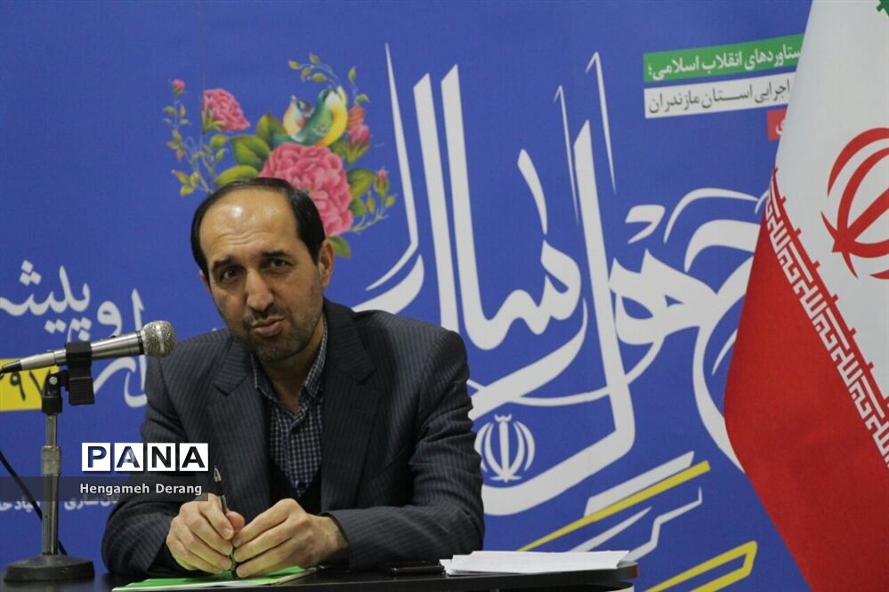 نشست خبری مدیرکل بنیاد مسکن مازندران در نمایشگاه دستاوردهای انقلاب