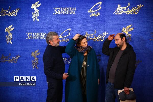 در حاشیه ششمین روز سی و هفتمین جشنواره فیلم فجر