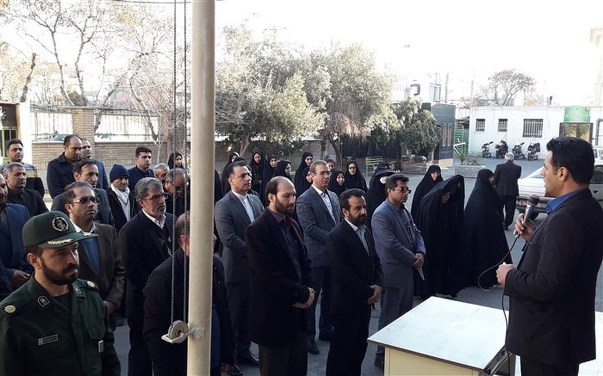 صبحگاه مشترک فرهنگیان بسیجی ناحیه دو شهر ری برگزار شد