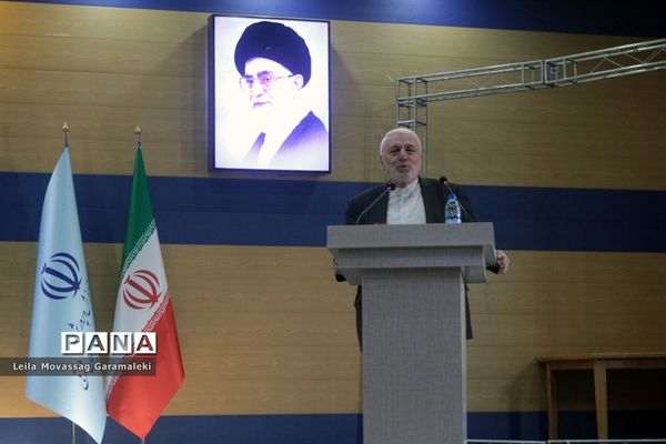 آیین تجلیل از فعالان جشن عاطفه‌ها درآذربایجان شرقی