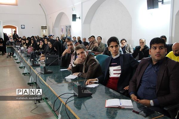 برگزاری جلسه رابطین آموزشی بازی‌های فکری، آموزشی و سرگرمی استان یزد