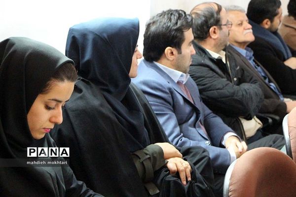 برگزاری جلسه رابطین آموزشی بازی‌های فکری، آموزشی و سرگرمی استان یزد